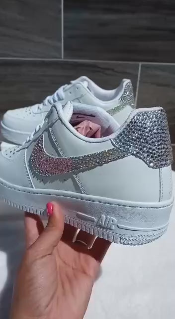 Zapatitos Victoria: Tenis NIKE AF1 Adulto Con Cristal. Agujetas Blancas